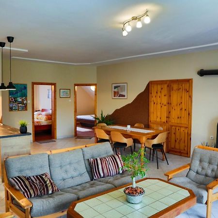Apartman Fuzfa Balatonmariafurdo Ngoại thất bức ảnh